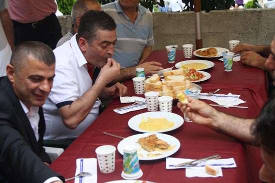 Burhan Karalolu Yemek